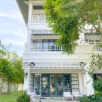 ทาวน์โฮมหรู 3 วิวสระว่ายน้ำ วังไกลกังวล 4.1 กม. โลตัส หัวหิน 700ม