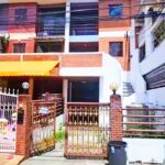 MRT สุทธิสาร 899ม.ห้วยขวาง ให้เช่าทาวน์เฮ้าส์ 3.5 ชั้น 25 ตร.วา.