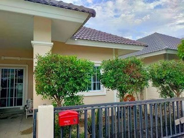 ขายพร้อมผู้เช่า 2.5 ล้าน ดีญ่าวาเล่ย์ หางดง บ้านสวย ร่มรื่น น่าอย