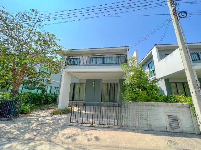 คฤหาสน์ 2 ชั้น 4 นอน PT บางปะกง2 นิคมที เอฟ ดี ฉะเชิงเทรา 1.1 กม