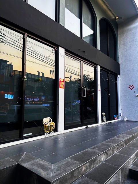 สยามดิสคัฟเวอรี่ 1.7 กม. เซ้งกิจการ หน้าตึก 2ชั้น 205ตร.ม. บรรทั