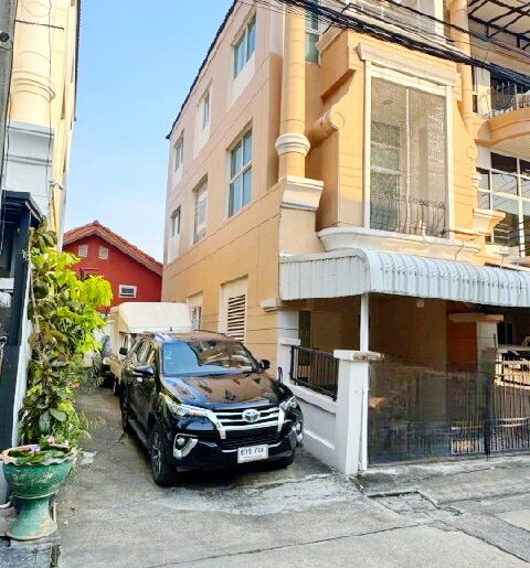 บิ๊กซี รามอินทรา 1กม เปิดซิง! MRT รามอินทรา31 1กม. ทาวน์โฮม 3ชั้น