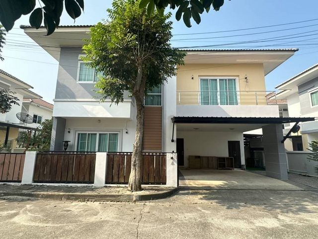 ล้านนาเฮอริเทจ สารภี ให้เช่า 28,000 บาท เฟอร์นิเจอร์ครบ พร้อมเข้า