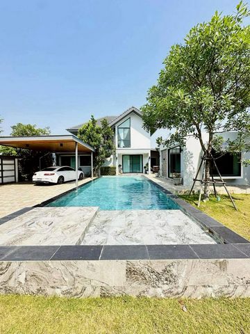 พูลวิลล่าสวย ให้เช่า 99,000 บาท สันทราย สไตล์โมเดิร์น วิวภูเขาสวย