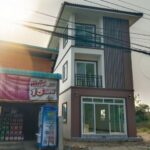 ติดถนน ทำเลดี ขาย 5 ล้าน 70 ตรว. บ้านสร้างใหม่ 3 ชั้น สารภี ค้าขา