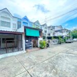 รีโนเวทใหม่ 3 นอน 22ตร.ม ราชภัฏจันทรเกษม 3.8 กม ทาวน์เฮาส์ 2 ชั้น