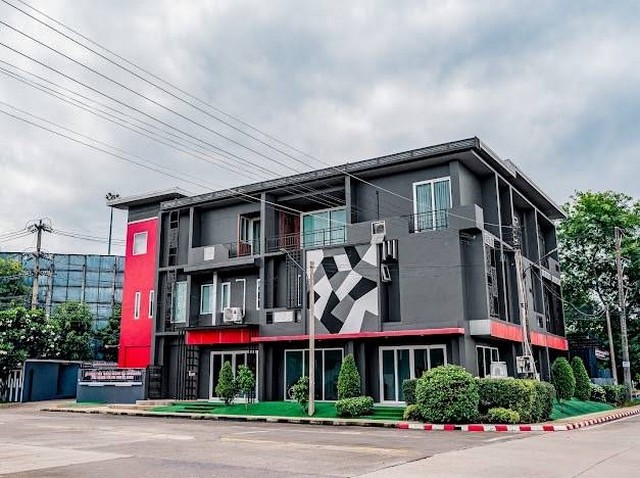 ขายอาคารพาณิชย์ 3 ชั้น อำเภอหางดง จังหวัดเชียงใหม่