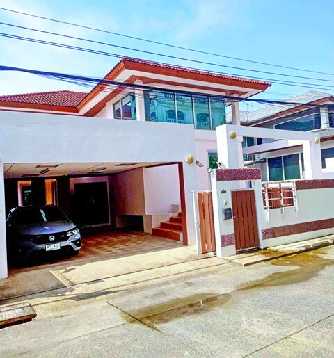 ซ.อ่อนนุช 40-48 ม บ้าน 2ชั้น 102 ตร.วา.302ตร.ม. วิสซ์ดอม 101 2.4