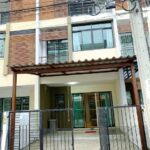 เพชรเกษม 69 ตลาดคลองขวาง 1.2 กม. MRT หลักสอง 3.8 กม. ทาวน์โฮม 3 ช