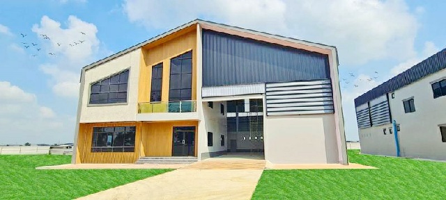 พร้อมสำนักงาน 2 รร.บ้านนราภิรมย์ 1.9 กม.ให้เช่า-ขายโกดัง Factory