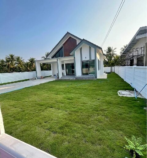 บิ๊กซี สมุทรสงคราม 5.6 กม. ตลาดแม่กลอง 6.7 กม. 3นอน บ้านสไตล์นอร์