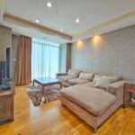 ขายคอนโด Urbana Sathorn 1 Bed ชั้นสูง ห้องมุม ติดถ.สาทร 65 ตร.ม.