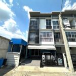 ทาวน์โฮม 3 ชั้น ห้องมุม 25.4 ตร.ว. ม.สัมมากร อเวนิว รามอินทรา-วงแ