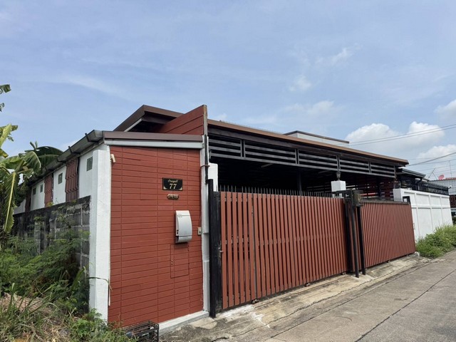 ขายด่วน บ้านเดี่ยว 2 ชั้น พร้อมอยู่ค่ะ พิกัด รามอินทรา 27