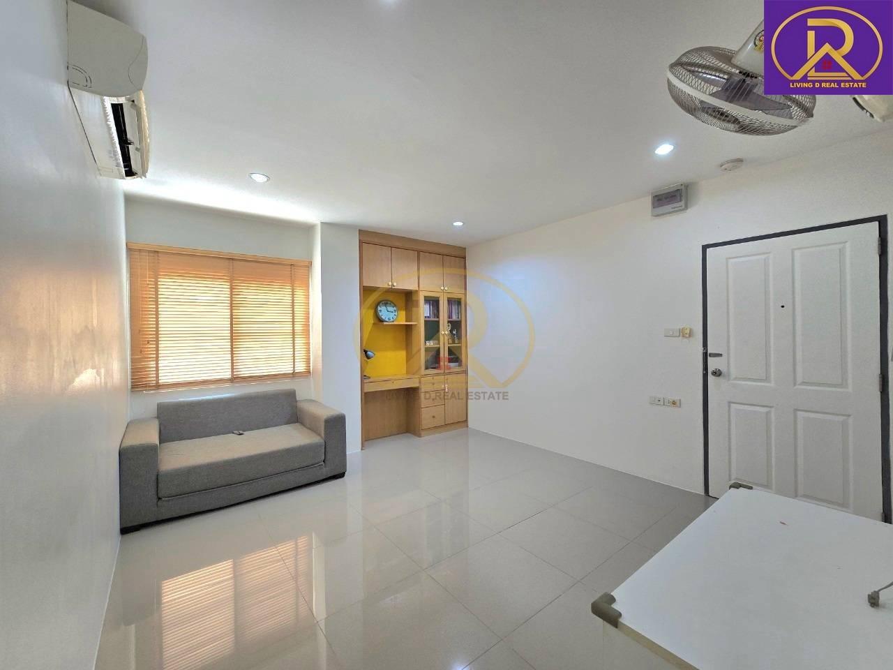 ขายคอนโด ใกล้โรบินสันบ่อวินสยามซิตี้ บ่อวิน ห้องมุม ศรีราชา จ.ชล