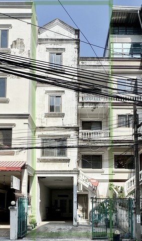 ขายทาวน์โฮม4.5ชั้น 35 ตร.ว. ย่านสุุขมวิท71ซอยปรีดีพนมยงค์ 14
