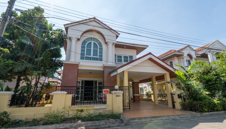 ขายขาดทุน! บ้านเดี่ยว เฉลิมพระเกียรติ ร.9 ซอย 28 ม.สวนหลวงวิลล์