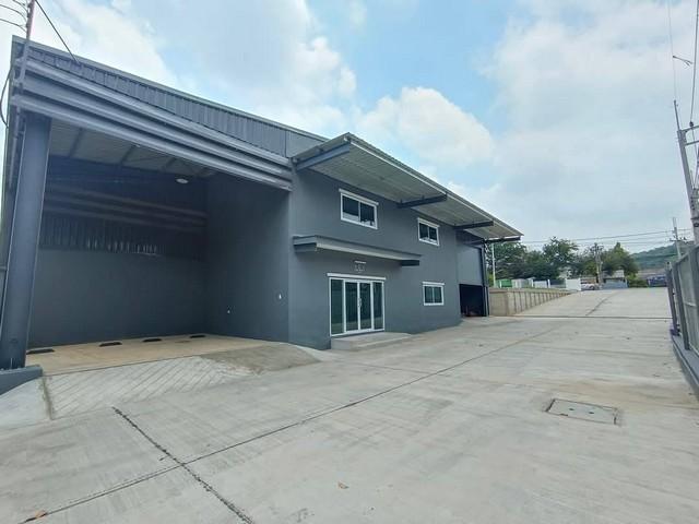 ให้เช่าโกดังพร้อมสำนักงาน 2ชั้น ใกล้ท่าเรือแหลมฉบัง ชลบุรี