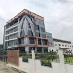 ขาย อาคารสำนักงาน 5 ชั้น ซอยหทัยราษฎร์ 61 พร้อมโรงงาน 2 ชั้น