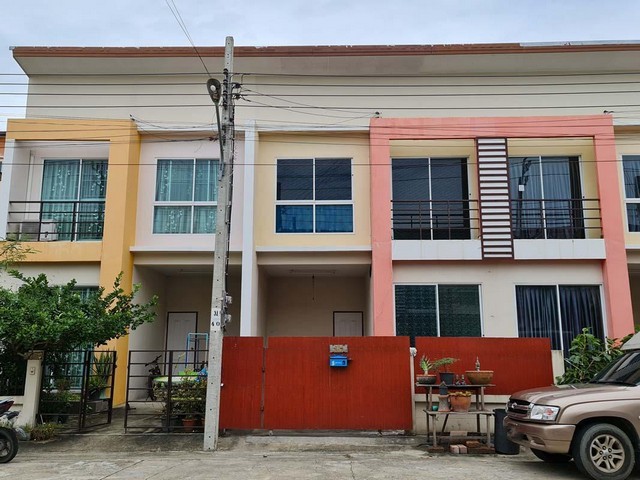 ขาย ทาวน์เฮ้าส์ 2 ชั้น เพ็ญศิริ 4 หนองจอก กรุงเทพ