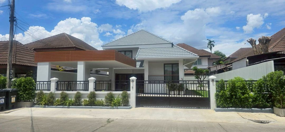 ขาย 5.97 ล้าน บ้าน 2 ชั้น สันทราย เล่นระดับ รีโนเวทใหม่ ตกแต่งสวย