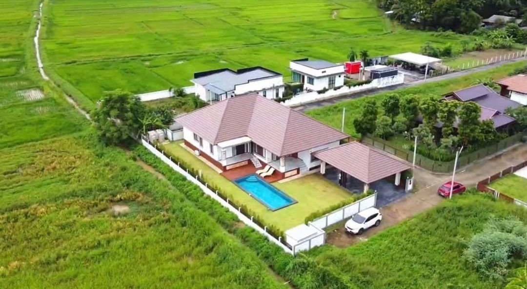 ให้เช่า/ขาย 9.5 ล้าน พูลวิลล่าชั้นเดียว ยกพื้นสูง ดอยสะเก็ด