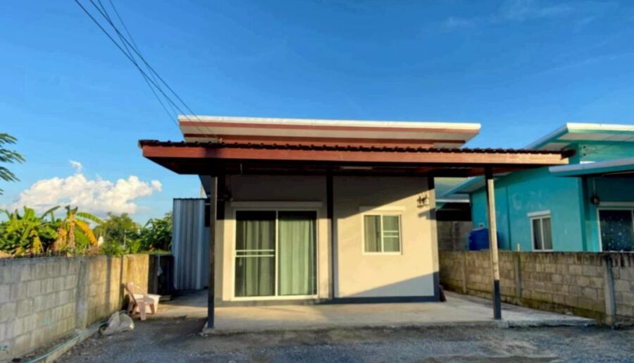 บ้านพร้อมที่ดิน ทำเลดี ราคาน่ารัก! เพียง 1.1 ล้าน ดอยสะเก็ด