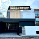 ขาย 15.9 ล้าน Pool villa 3 ชั้น หลังใหญ่ ตกแต่งสุดหรู เจ็ดยอด