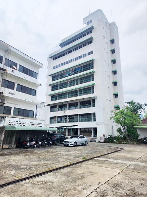 ที่ดินแปลงสวย วชิรธรรมสาธิต 33