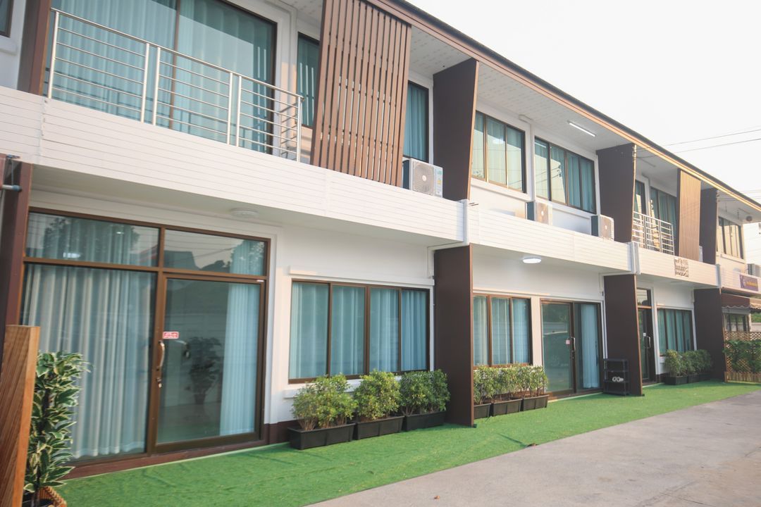 ให้เช่ารายวัน/รายเดือน/ขาย ทาวน์โฮม 2 ชั้น ทำเลดี ใจกลางเมือง