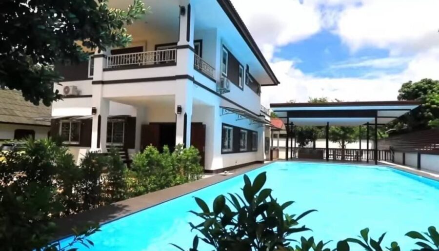 ขายด่วน 8.5 ล้าน/ให้เช่า 45,000 บาท บ้านพูลวิลล่าหลังใหญ่ แม่ริม