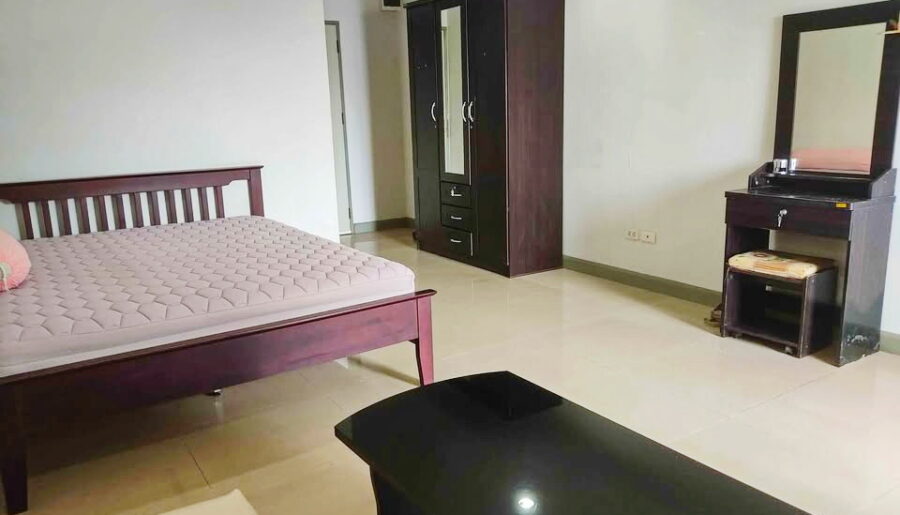 ให้เช่าคอนโด รีเจ้นท์ โฮม ชั้น3 รีเจ้นท์ โฮม1-4 BTS บางจาก 32ตร.