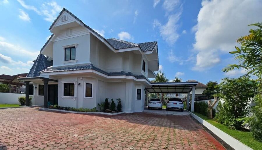 ถูกสุดในย่านนี้ 13.9 ล้าน 194 ตรว. #ล้านนาวิลล์ สันผีเสื้อ รีโนเว