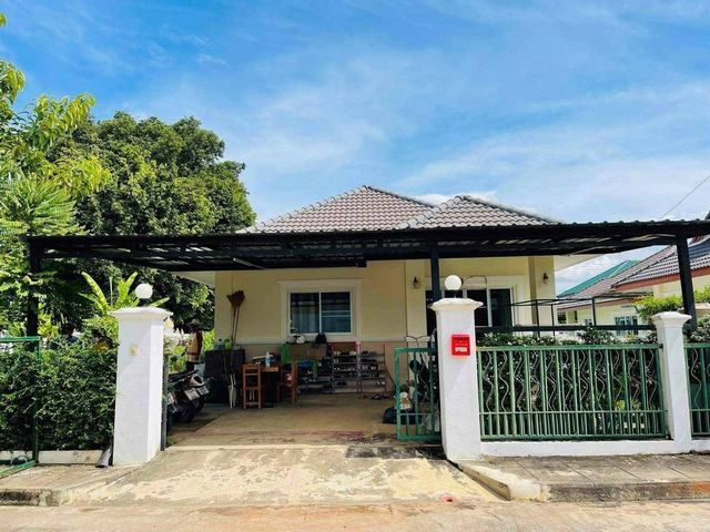 ขายพร้อมผู้เช่า 2.3 ล้าน 69 ตรว. หางดง บ้านชั้นเดียว ใกล้กาดฝรั่ง