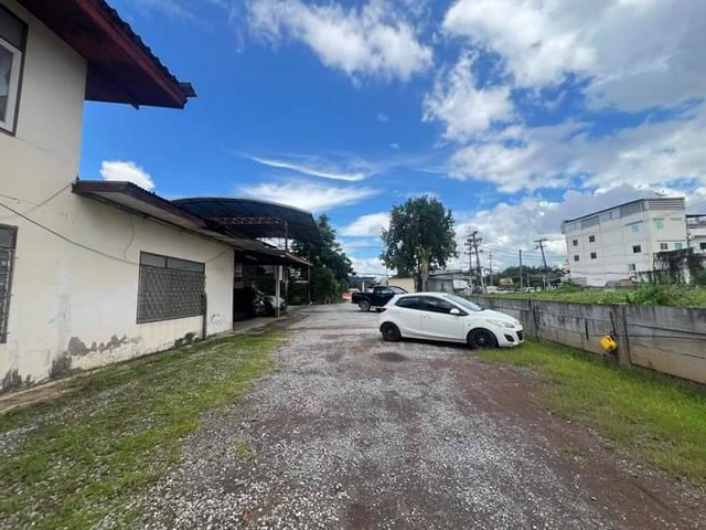 ขายที่ดิน ที่ดิน 282 ตรว. ถ.อุดรดุษฎี อ.เมืองอุดรธานี จ.อุดรธานี