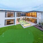 บ้านพูลวิลล่าหรู Modern Luxury | ราคา 25.5 ล้าน ทำเลดี ใกล้เมือง