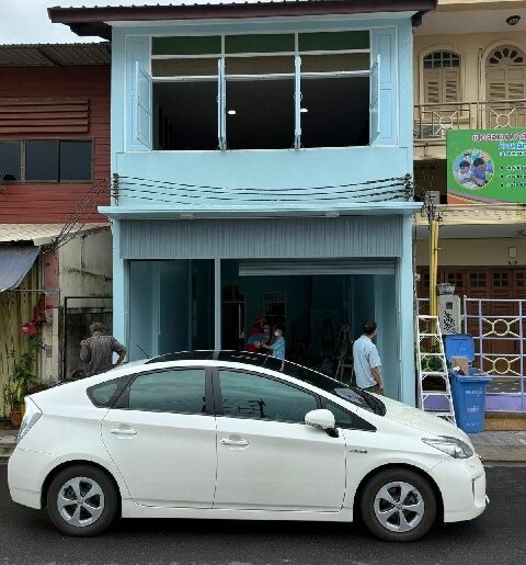 รร.เทศบาลเมืองภูเก็ต 2.2 กม.ให้เช่าอาคารพาณิชย์ 2 ชั้น 28ตร.วา.