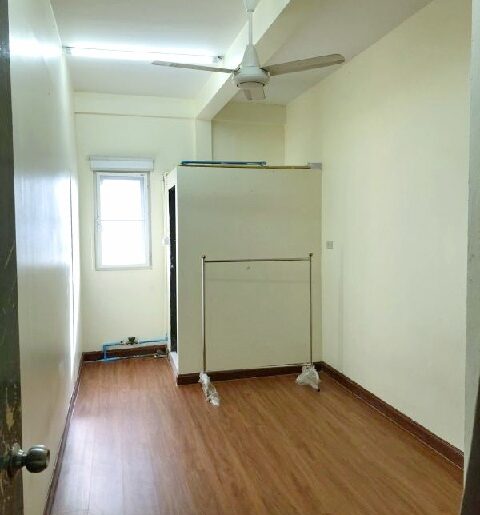 มีห้องพักว่างให้เช่า 4 ชั้น 37 ตร.วา MRT ไฟฉาย บางขุนนนท์ 1.3 กม