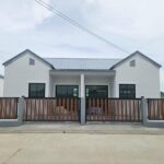 ขายบ้านแฝดคู่ พร้อมผู้เช่า ซอยตรงข้ามวัดสระแก้ว ต.สำนักท้อน จ.ระย