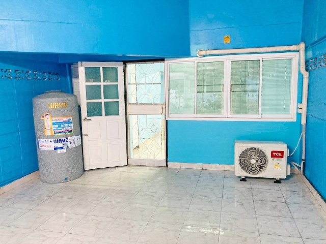 เซ็นทรัล แจ้งวัฒนะ 800 ม. ให้เช่าทาวน์เฮาส์ 2 ชั้น 32ตร.วา.