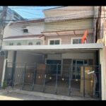 ให้เช่าบ้านทำเลทองใจกลางเมือง ต้นซอยรามคำแหง 24 ตรงข้ามแยกถาวรธวั