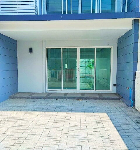 MRT รามอินทรา40 1.4 กม. 3ชั้น โรงเบียร์เยอรมัน เลียบด่วนเอกมัย