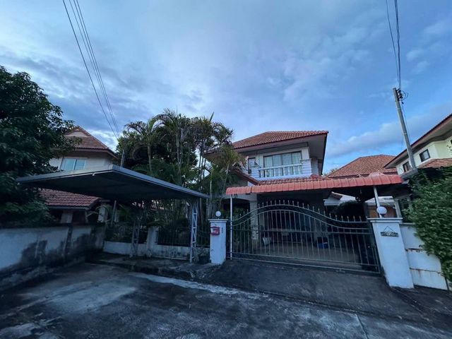 ลดราคาขาย 2.75 ล้าน บ้านเดี่ยวหลังใหญ่ 2 ชั้น สันทราย เฟอร์นิเจอร