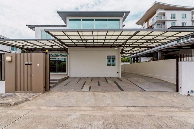 ขายบ้านหรู 16.9 ล้าน หมู่บ้านมัณฑนา สิรินเลค เฟอร์นิเจอร์ครบ พร้อ