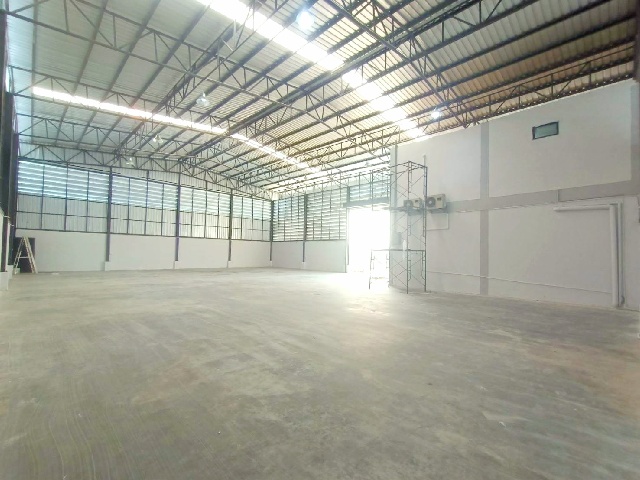 เซ็นทรัล มหาชัย ตรม.ละ 80 บาท ให้เช่า-ขายโรงงาน พร้อมโกดัง 802ตร.