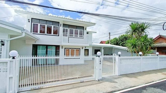 ขายบ้านพักตากอากาศ สันป่าตอง 2.99 ล้าน สไตล์ Local house น้ำไม่ท่