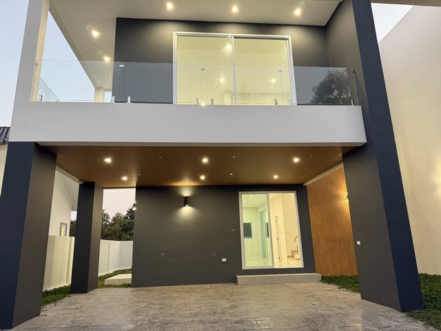 **ขายบ้านพร้อมอยู่ หลังใหญ่ พื้นที่กว้าง อ.แม่ริม จ.เชียงใหม่