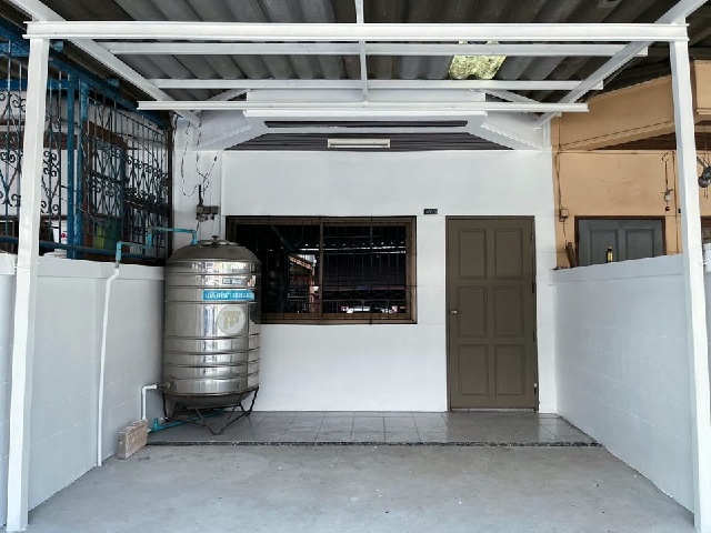 ซ.ศรีด่าน MRT ศรีแบริ่ง 250ม.ให้เช่าทาวน์เฮ้าส์ 3 ชั้น 20 ตร.วา.