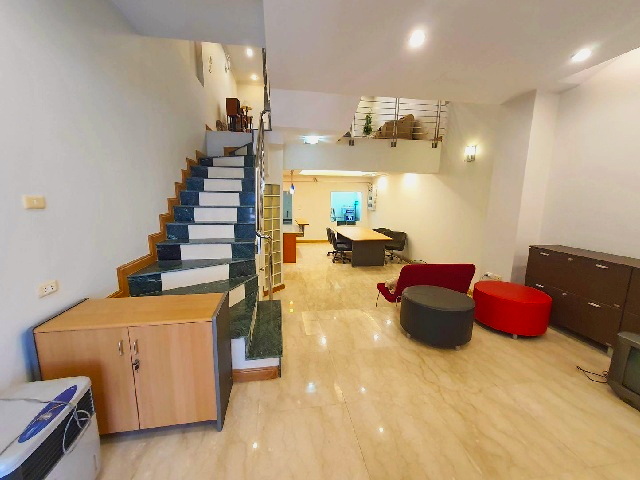 เซ็นทรัล แจ้งวัฒนะ 900ม. ให้เช่าคฤหาสน์แนวตั้งหรู 3 ชั้น MRT ปาก