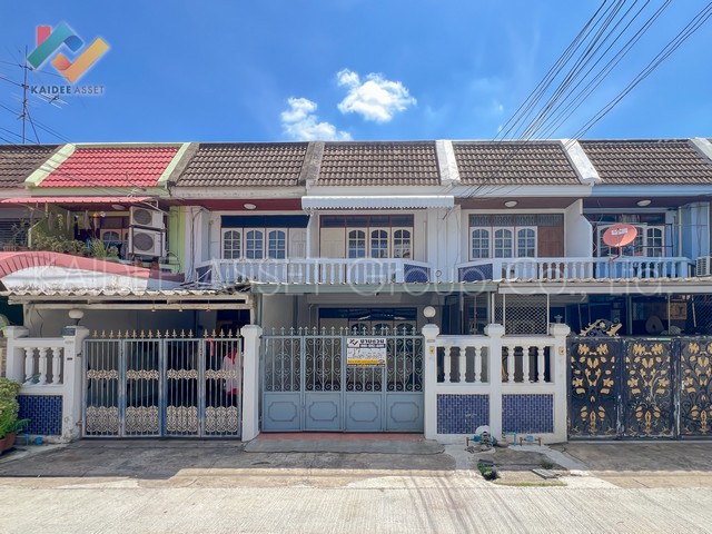 หมู่บ้านไพโรจน์ | ทาวน์เฮ้าส์ ซอย บางนา-ตราด 27 ติดห้าง